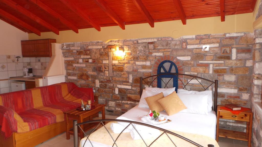 Castle Pontos Hotel Skala Potamia  Ruang foto