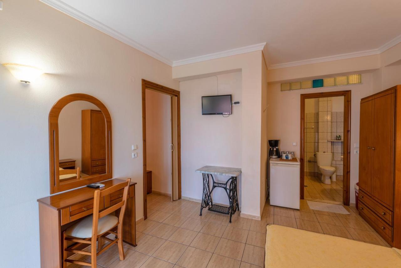 Castle Pontos Hotel Skala Potamia  Bagian luar foto