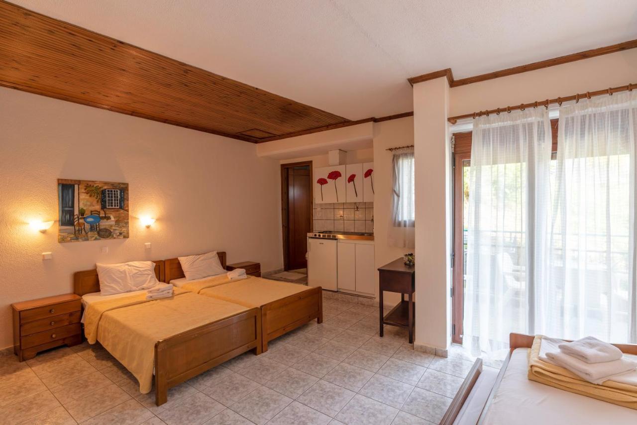 Castle Pontos Hotel Skala Potamia  Bagian luar foto